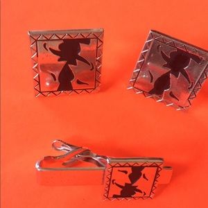 Vintage Swank cufflinks and tie clip set